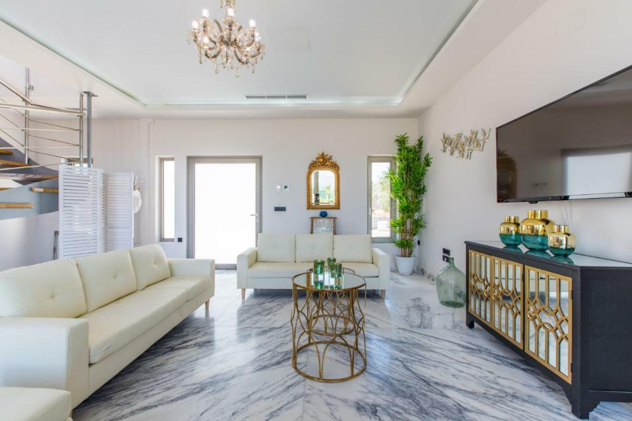 Villa Kounoupidiana Kounoupidhianá Exteriör bild