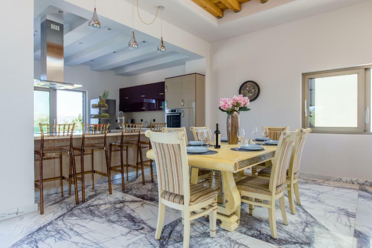 Villa Kounoupidiana Kounoupidhianá Exteriör bild