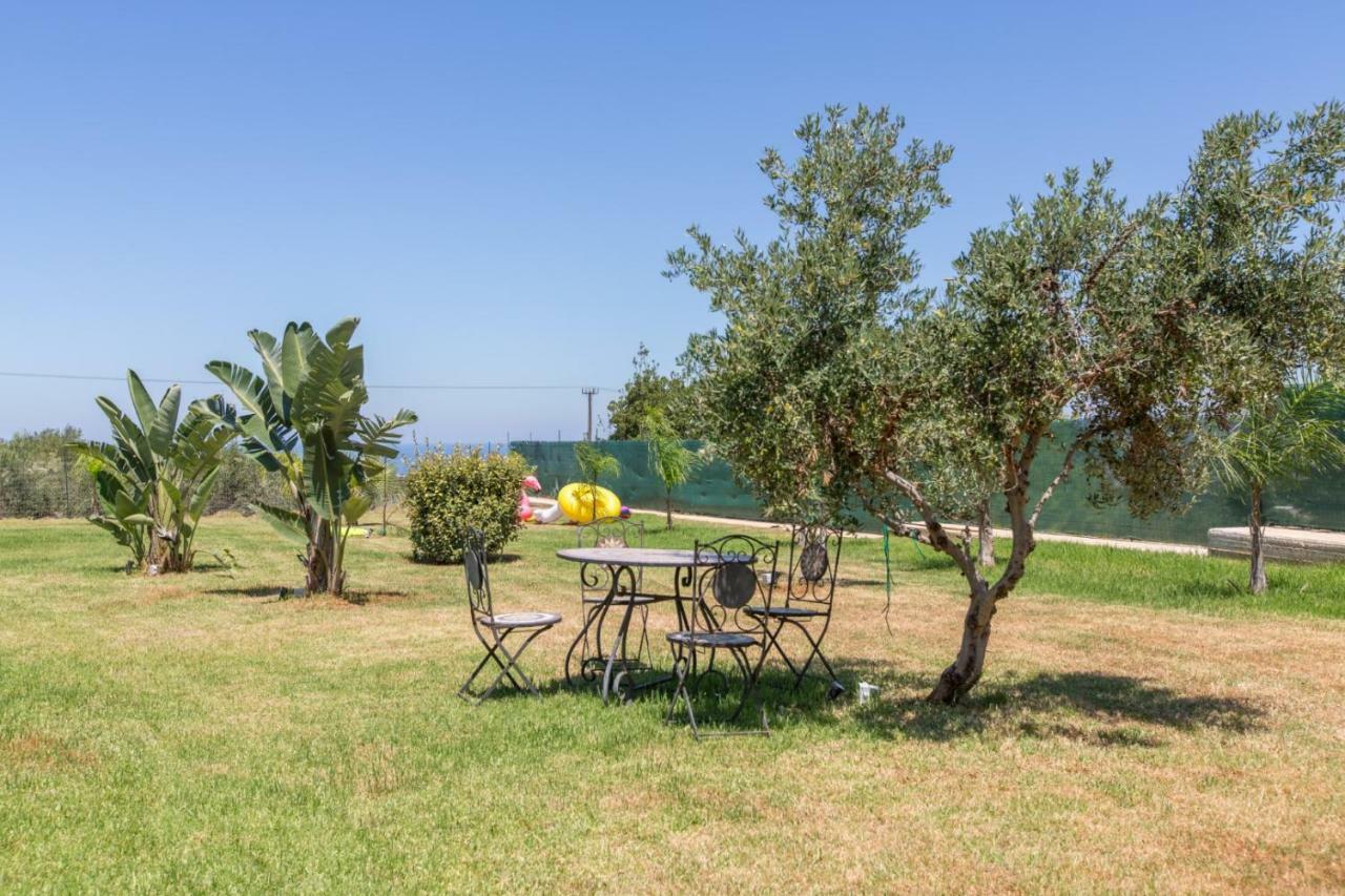 Villa Kounoupidiana Kounoupidhianá Exteriör bild